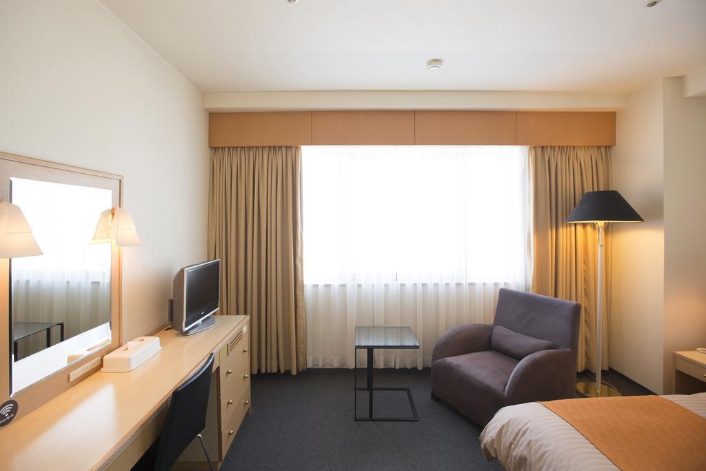 Hotel Granmirage Uozu Exteriör bild